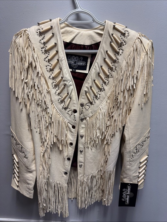 Leather Gallery Jackets & Blazers - Leather Gallery Women's Cream Fringe Leather Jacket